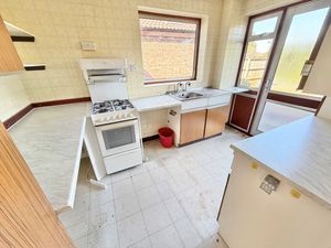 Robins Croft Great Sutton